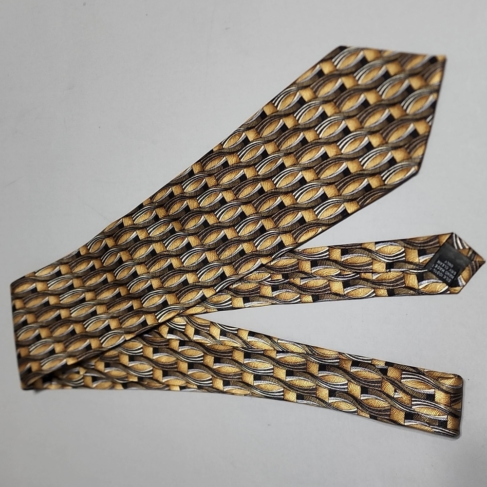 Bocara Tie